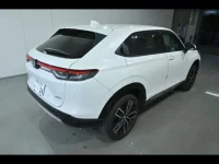 Honda VEZEL лот № 20073 оценка 4  с аукциона в Японии 2