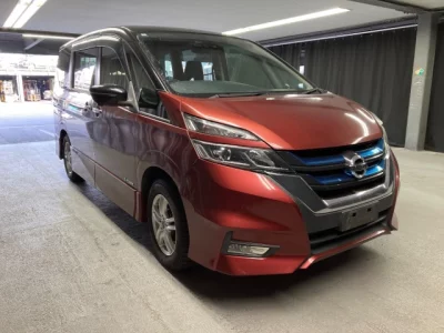 Nissan SERENA  с аукциона в Японии