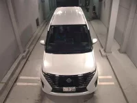 Nissan SERENA лот № 8227 оценка 4.5  с аукциона в Японии 5