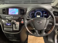 Nissan ELGRAND лот № 1172 оценка 3.5  с аукциона в Японии 3