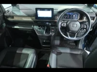 Honda STEP WAGON лот № 20103 оценка 4  с аукциона в Японии 4