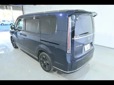 Honda STEP WAGON  с аукциона в Японии
