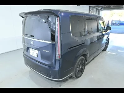 Honda STEP WAGON  с аукциона в Японии