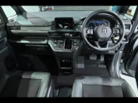 Honda STEP WAGON лот № 20107 оценка 4.5  с аукциона в Японии 4