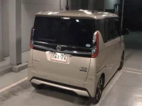 Nissan ROOX лот № 8250 оценка 4  с аукциона в Японии 4