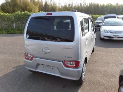 Suzuki WAGON R  с аукциона в Японии