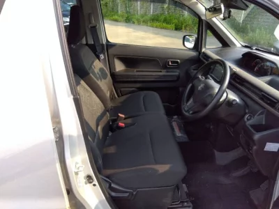 Suzuki WAGON R  с аукциона в Японии