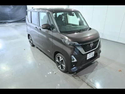 Nissan ROOX  с аукциона в Японии