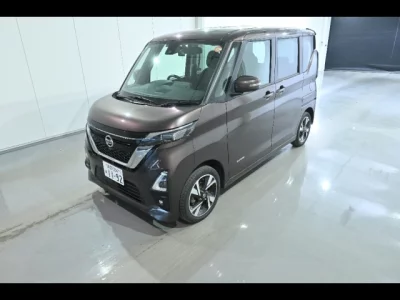 Nissan ROOX  с аукциона в Японии