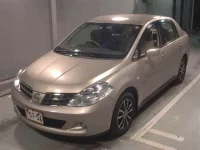 Nissan TIIDA LATIO лот № 8367 оценка 3  с аукциона в Японии 3