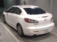 Mazda AXELA лот № 8393 оценка 3.5  с аукциона в Японии 1