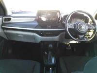 Suzuki SWIFT лот № 8412 оценка 4  с аукциона в Японии 7