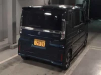 Suzuki SPACIA лот № 8413 оценка 5  с аукциона в Японии 4