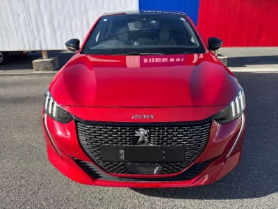 Peugeot 208  с аукциона в Японии