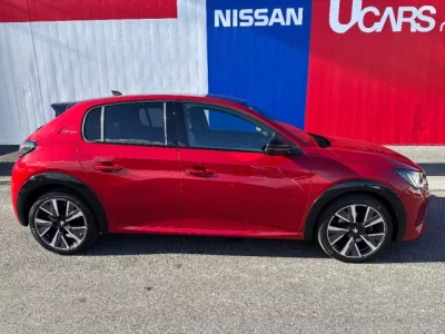 Peugeot 208  с аукциона в Японии