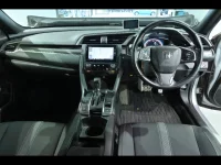 Honda CIVIC лот № 20195 оценка R  с аукциона в Японии 4