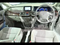 Honda ELYSION лот № 20201 оценка 3.5  с аукциона в Японии 4