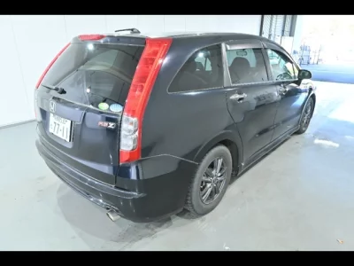 Honda STREAM  с аукциона в Японии