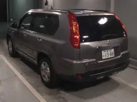 Nissan X-TRAIL лот № 8451 оценка 4  с аукциона в Японии 1