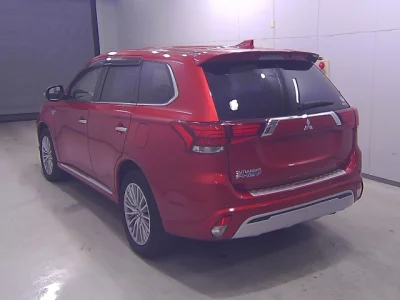 Mitsubishi OUTLANDER PHEV  с аукциона в Японии