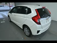 Honda FIT лот № 20216 оценка 3.5  с аукциона в Японии 3