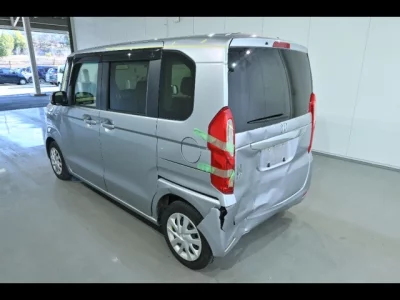 Honda N BOX  с аукциона в Японии