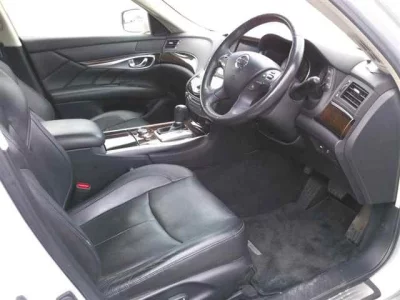 Nissan FUGA  с аукциона в Японии