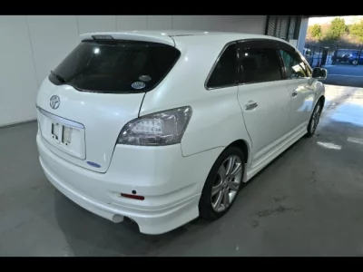 Toyota MARK X ZIO  с аукциона в Японии