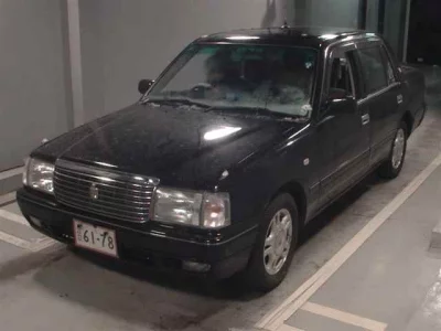 Toyota CROWN  с аукциона в Японии