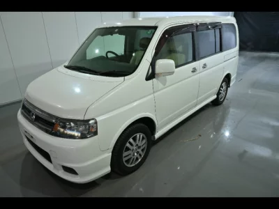 Honda STEP WAGON  с аукциона в Японии