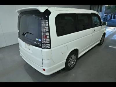 Honda STEP WAGON  с аукциона в Японии