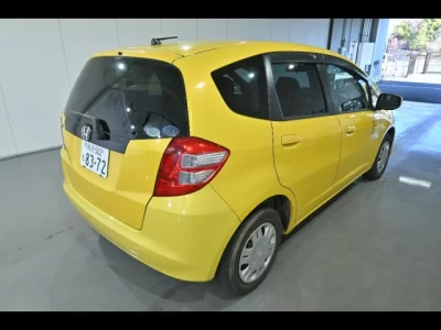 Honda FIT  с аукциона в Японии
