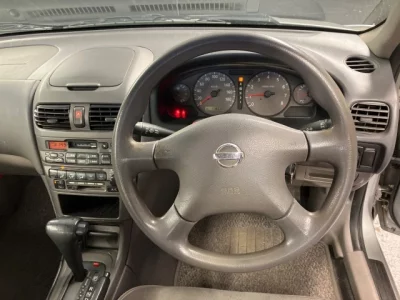 Nissan SUNNY