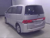 Honda STEP WAGON лот № 19004 оценка 3  с аукциона в Японии 3