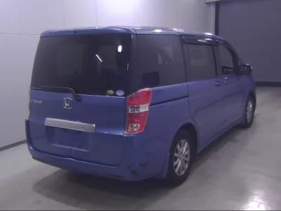 Honda STEP WAGON  с аукциона в Японии