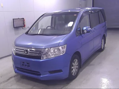 Honda STEP WAGON  с аукциона в Японии