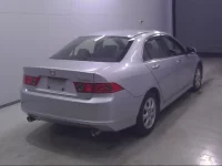 Honda ACCORD лот № 19071 оценка R  с аукциона в Японии 2