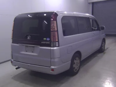 Honda STEP WAGON  с аукциона в Японии
