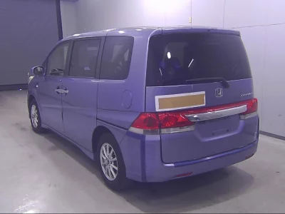 Honda STEP WAGON  с аукциона в Японии