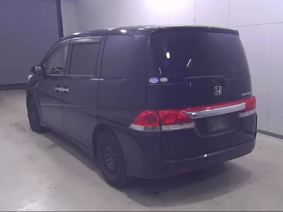 Honda STEP WAGON  с аукциона в Японии