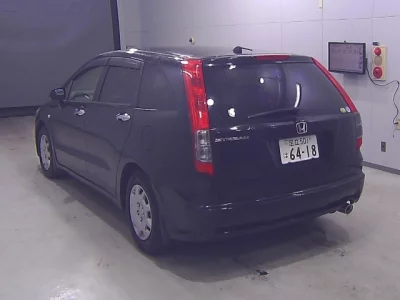 Honda STREAM  с аукциона в Японии