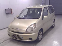 Toyota FUNCARGO лот № 19127 оценка 3  с аукциона в Японии 1