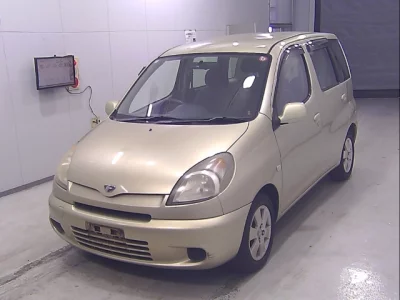Toyota FUNCARGO  с аукциона в Японии