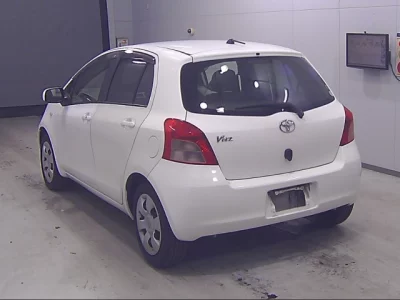 Toyota VITZ  с аукциона в Японии