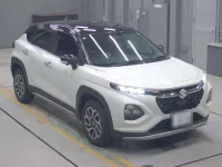 Suzuki FRONX лот № 30138 оценка 6  с аукциона в Японии 4