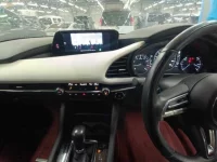 Mazda MAZDA3 лот № 36001 оценка 4.5  с аукциона в Японии 8