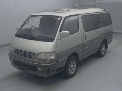 Toyota HIACE  с аукциона в Японии