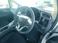 Honda SHUTTLE лот № 33020 оценка 3.5  с аукциона в Японии 6