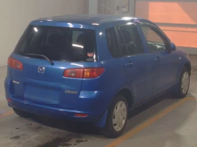 Mazda DEMIO  с аукциона в Японии
