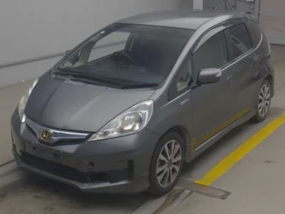 Honda FIT  с аукциона в Японии